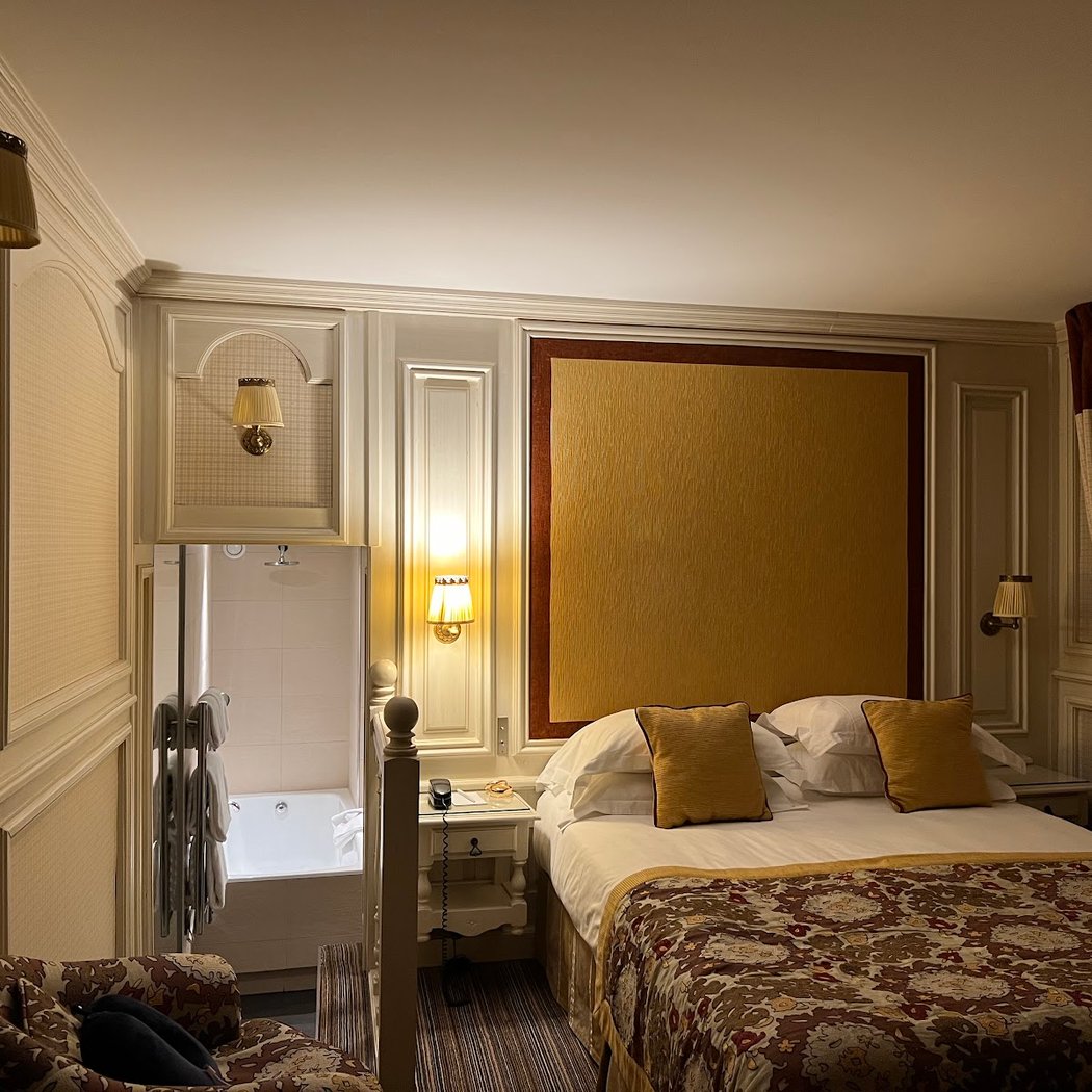 Hotel Au Manoir Saint Germain des Pres, Paris 3